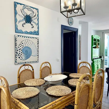 בית נופש Family Near The Beach - Eaw Homes