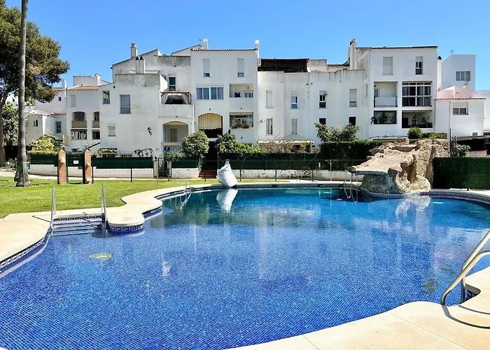 度假居 Family Near The Beach - Eaw Homes *